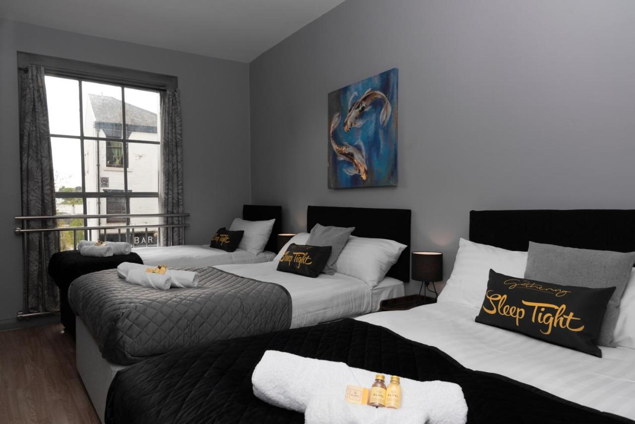 The Berwyn - Berwyn House Apartment Wrexham Bagian luar foto