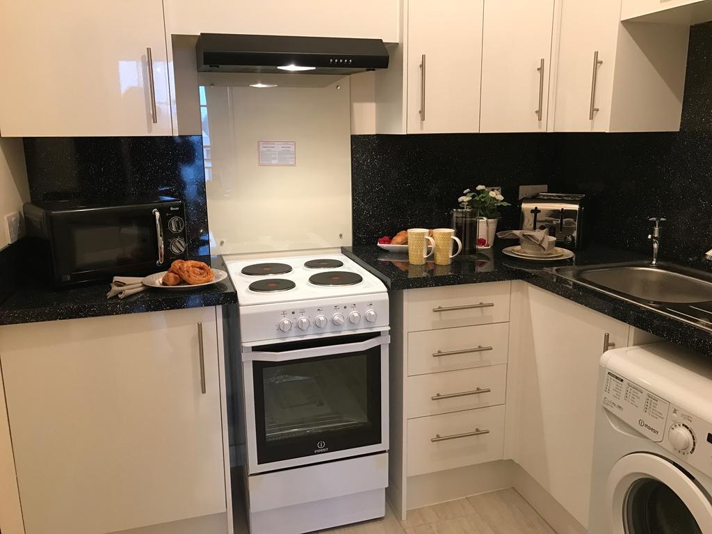 The Berwyn - Berwyn House Apartment Wrexham Bagian luar foto